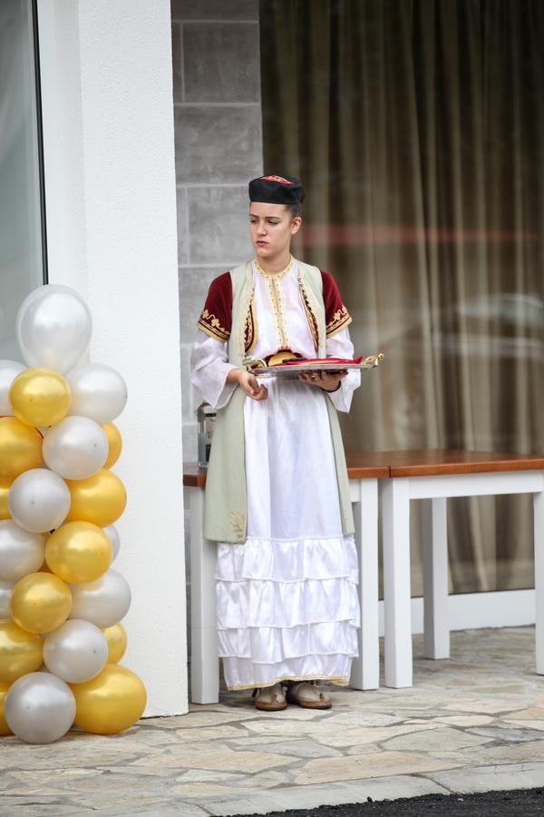 Hotel Serdar Мойковац Екстер'єр фото